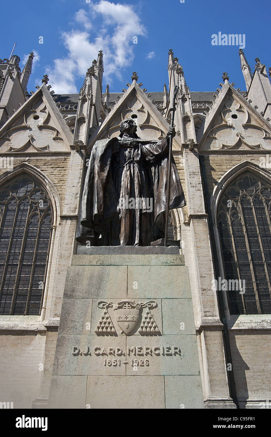 Statue of Cardinal Mercier in front of Cathédrale Saints-Michel-et-Gudule (St. Michael and St. Gudula Cathedral) in Brussels Stock Photo