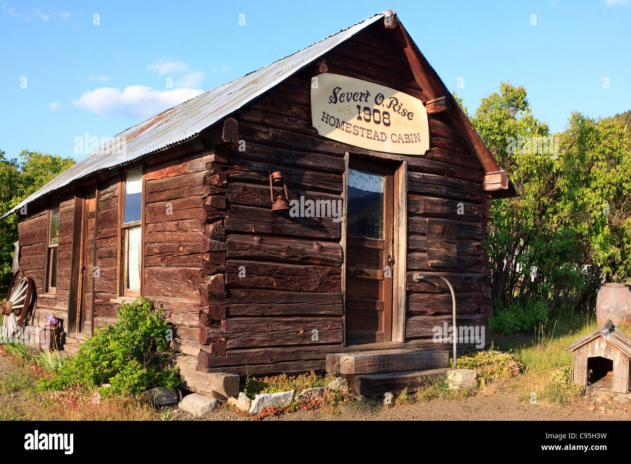 Image of the Severt O'Rise homestead cabin in Molson, Washington. Stock Photo