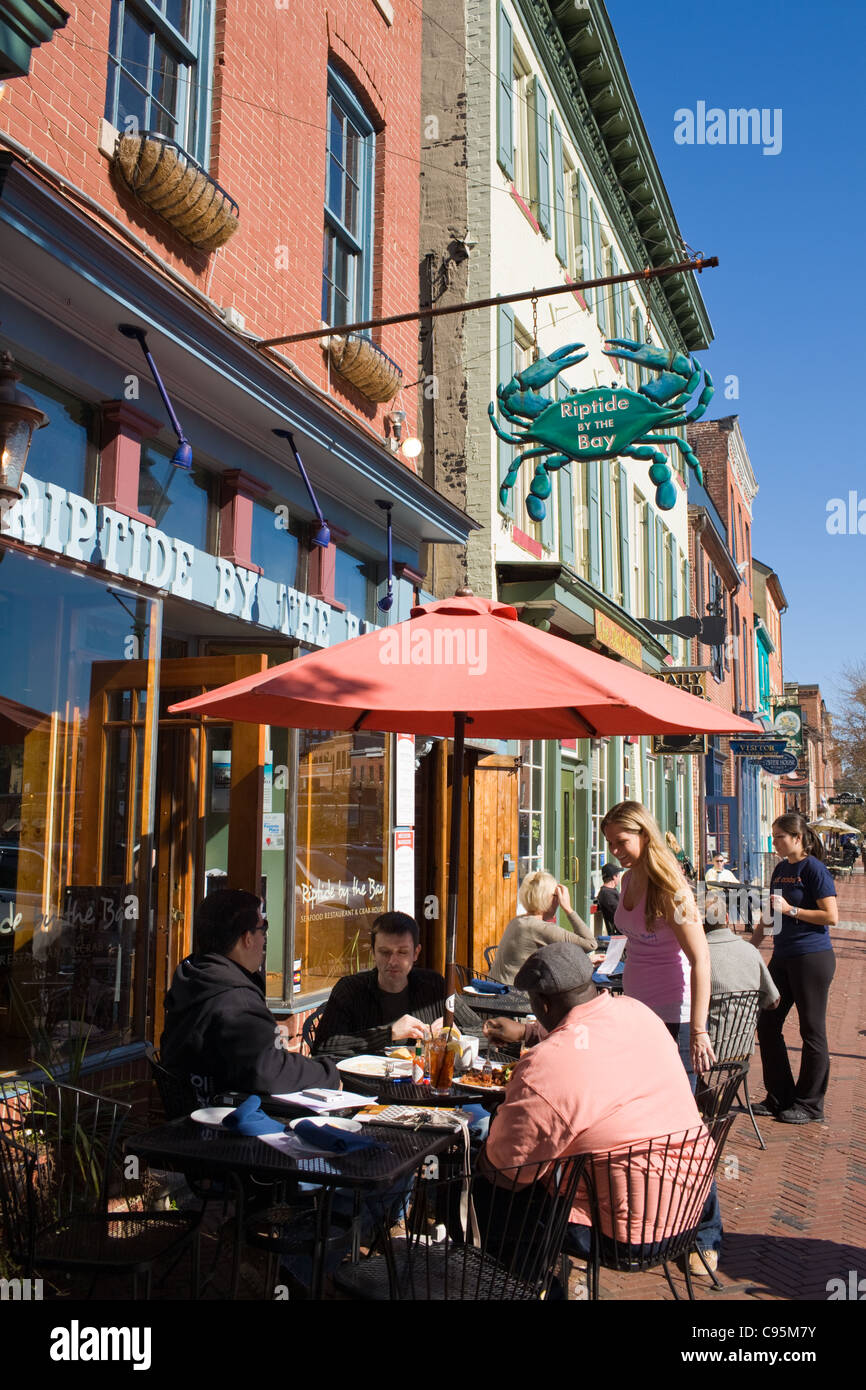 Alfresco lunch on a sunny day, Fells Point, Baltimore, Maryland Stock Photo