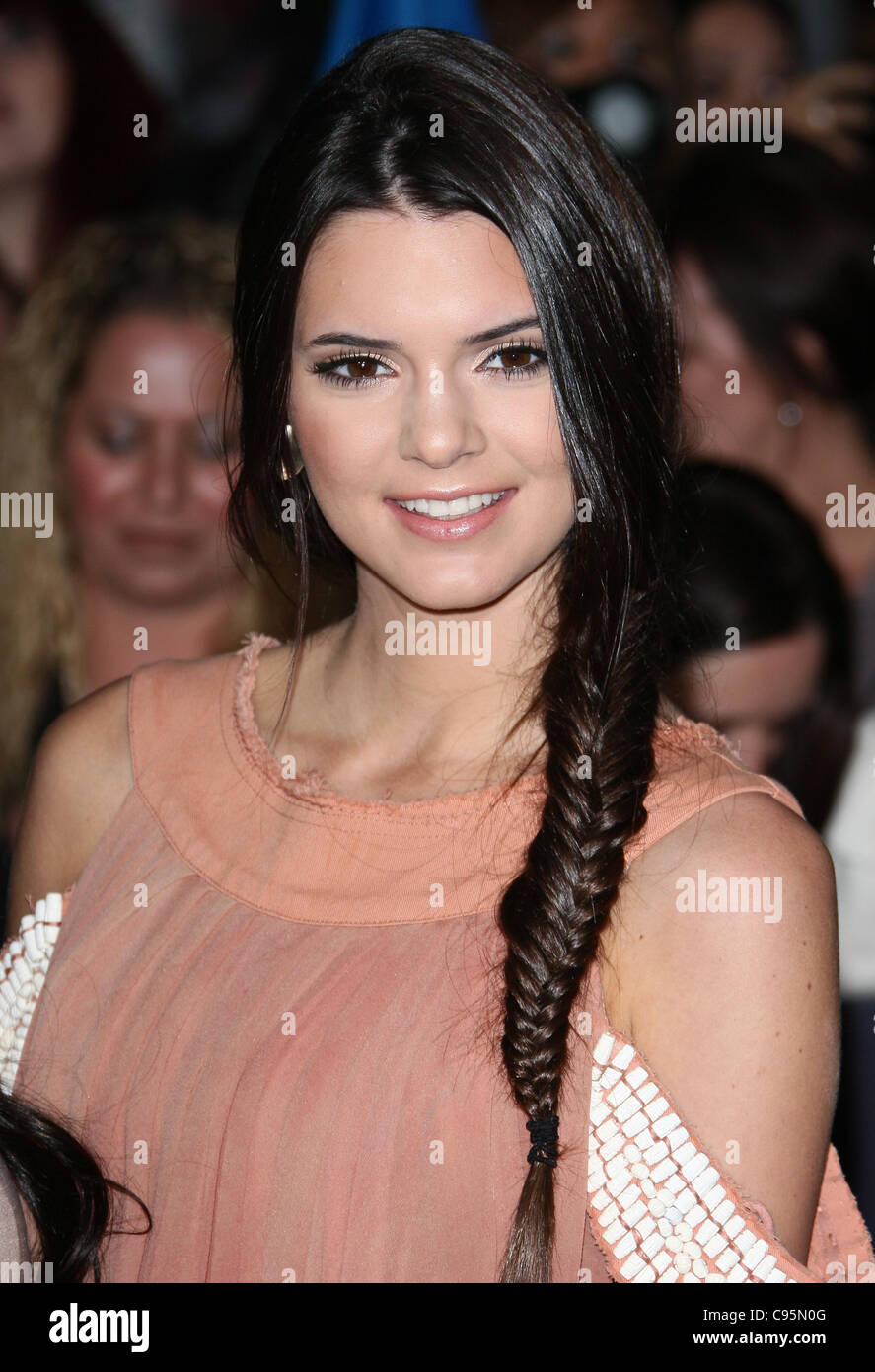 Kendall Jenner: Edwards Cinema Cutie!: Photo 487334, Kendall Jenner  Pictures