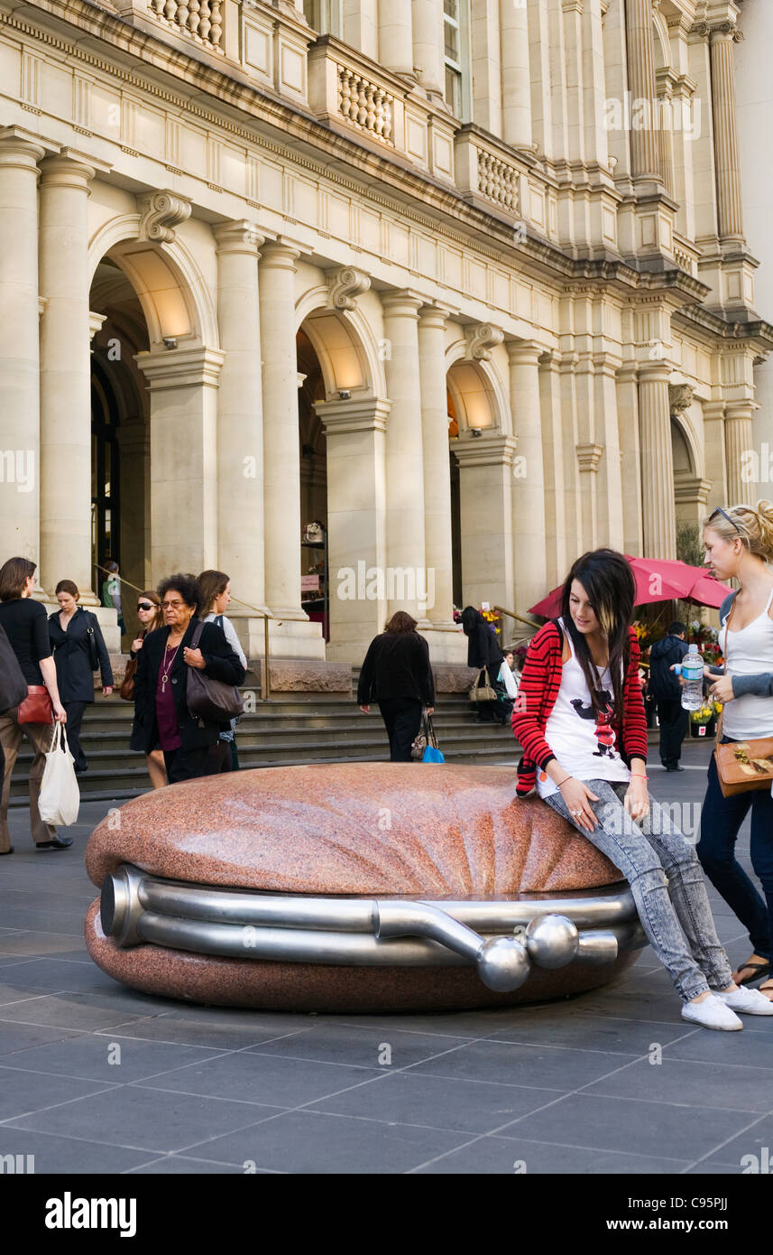 Purse sculpture in front of the GPO building, on the Burke Street Mall