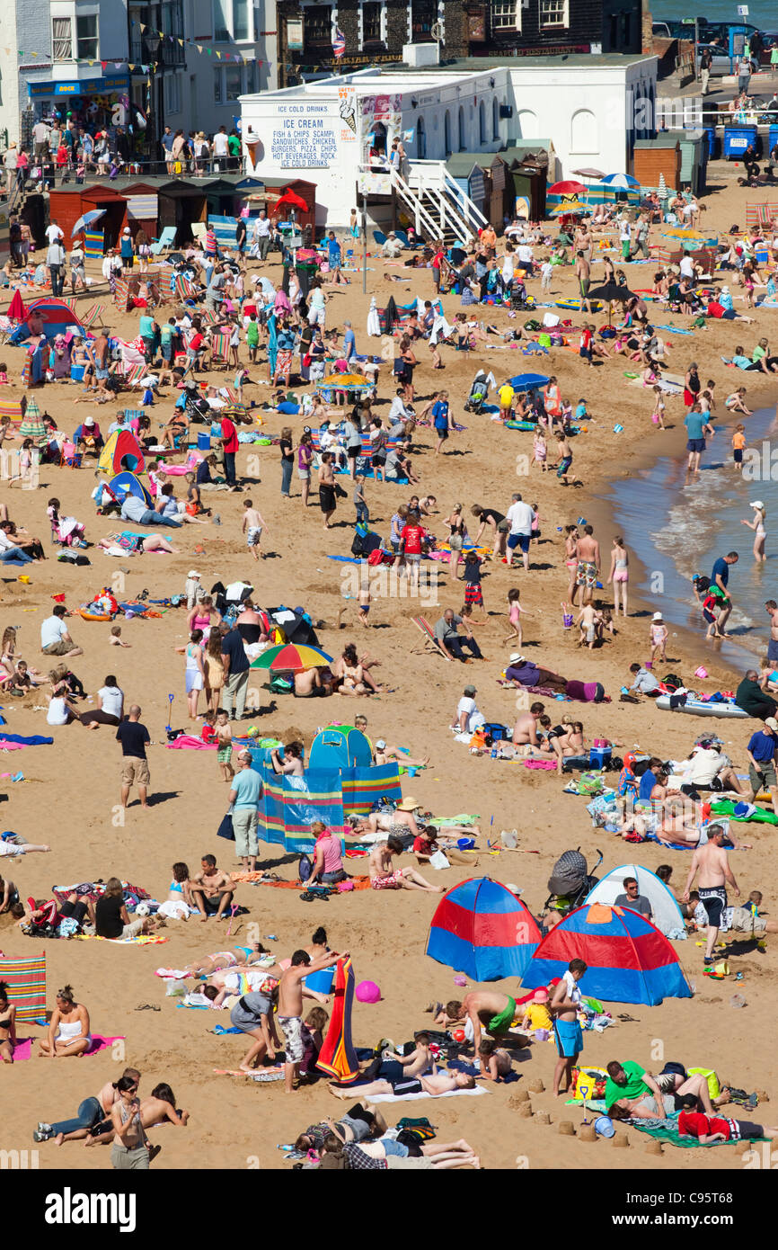 England, Kent, Broadstairs, Broadstairs Beach Stock Photo Alamy