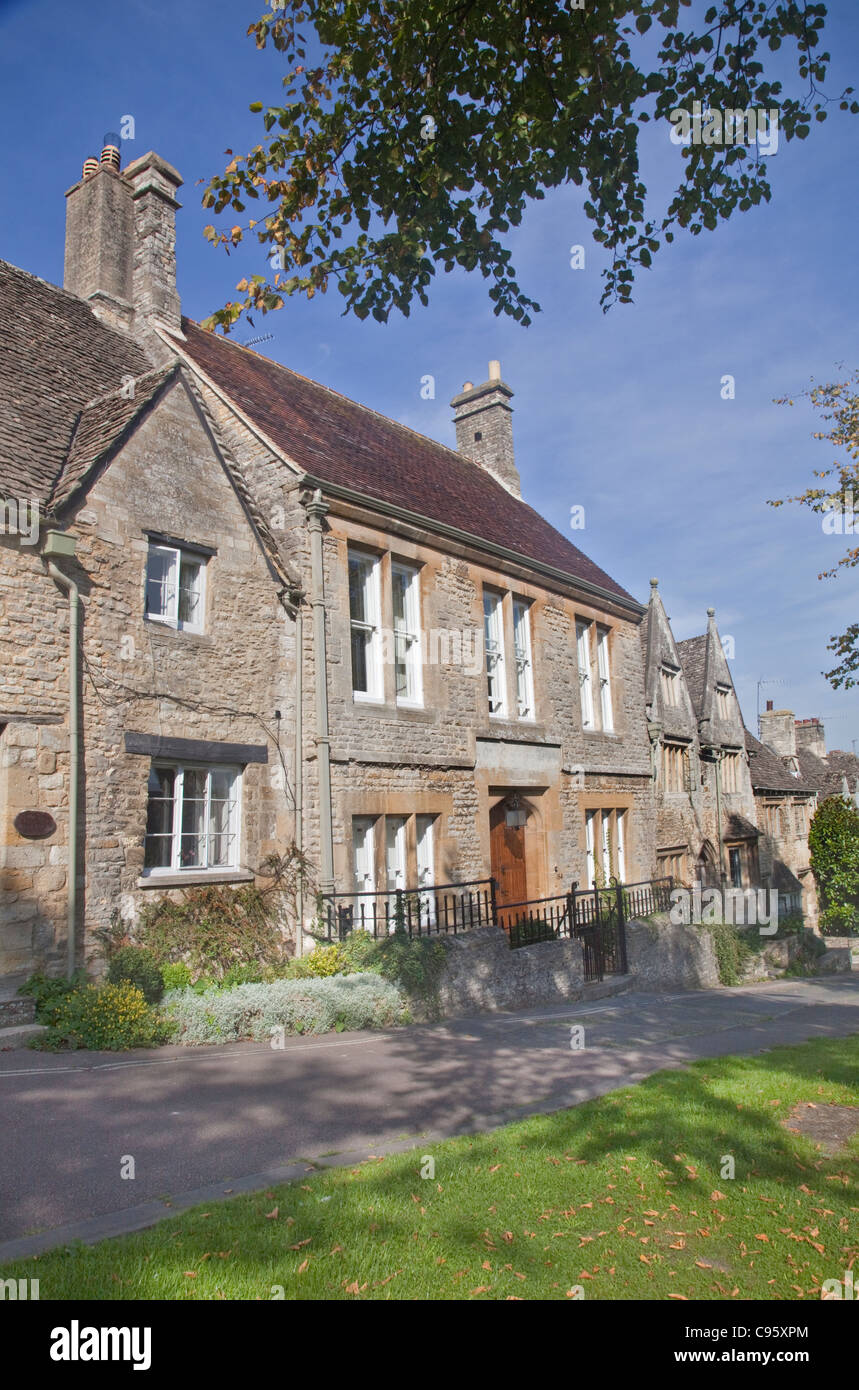 Cotswold Stone Houses in Burford, Oxfordshire, England Stock Photo