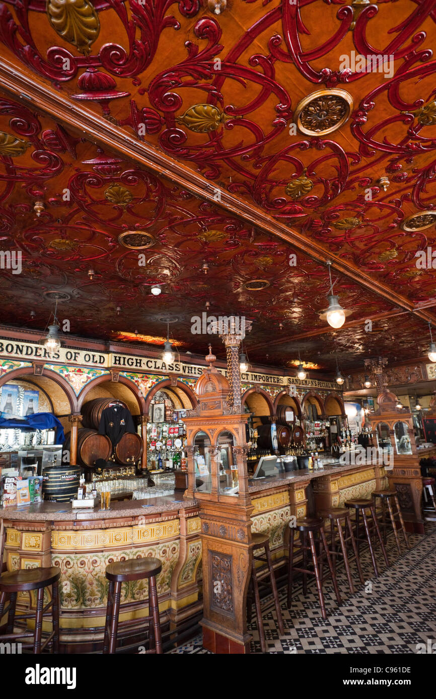 Northern Ireland, Belfast, Interior of the Crown Liquor Saloon Stock