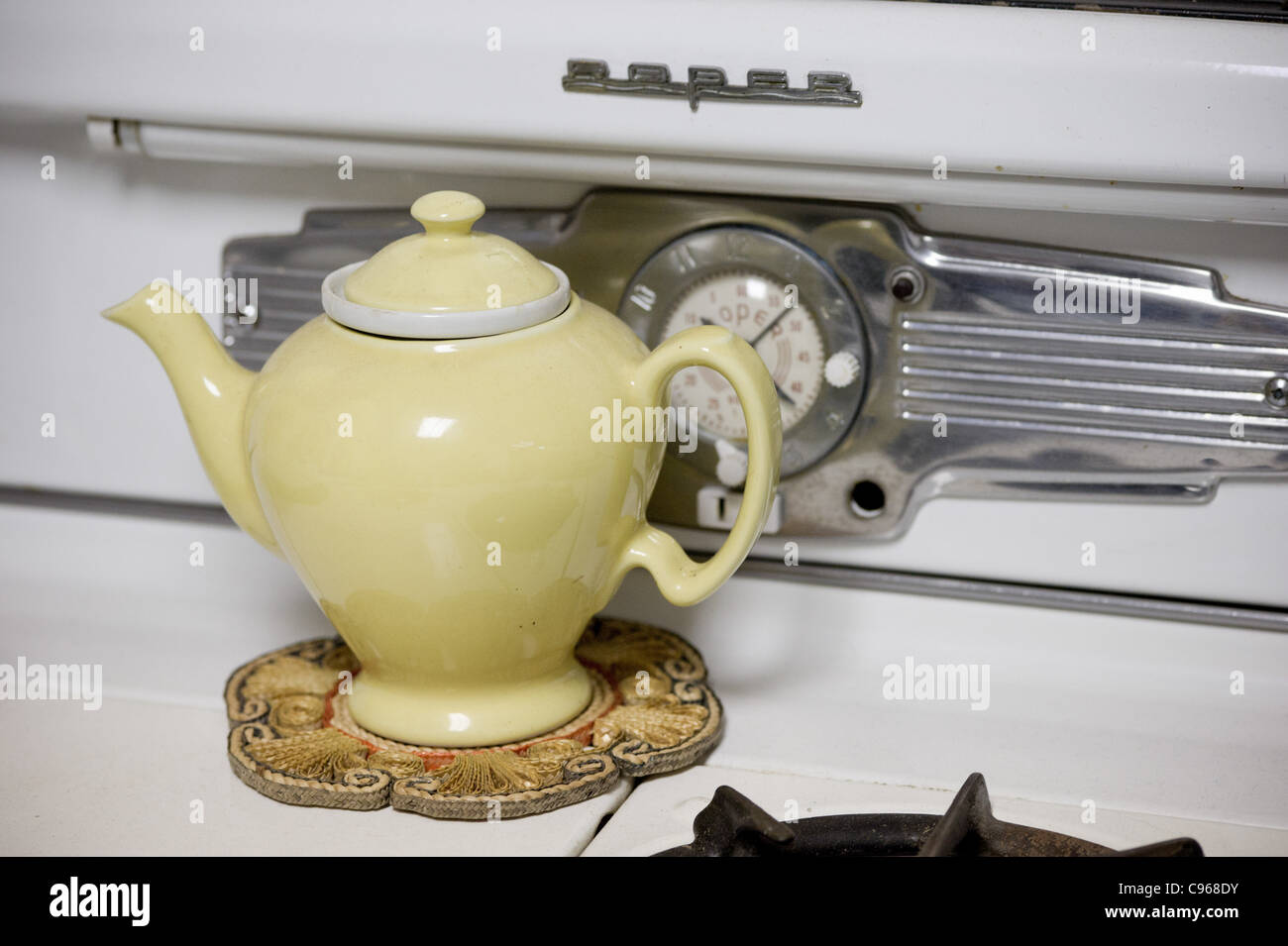 Retro stove hires stock photography and images Alamy