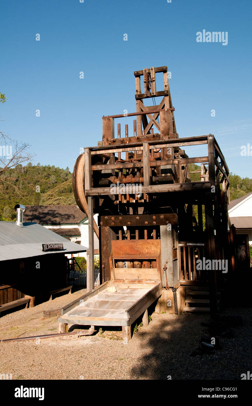 Gold Mining Stamp Mill, Marisposa Museum, Mariposa; California, USA
