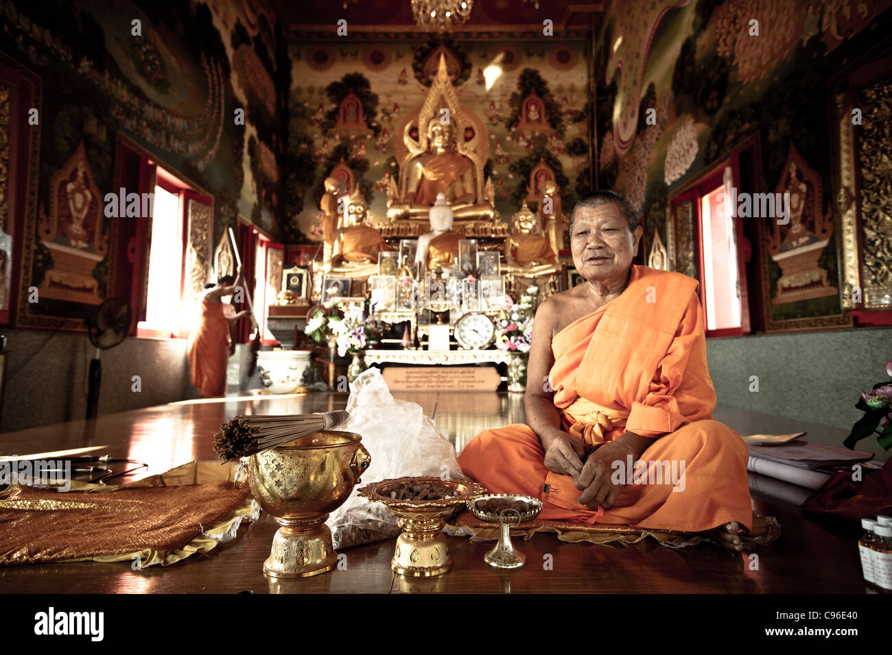 Buddhist monk temple hi-res stock photography and images - Alamy