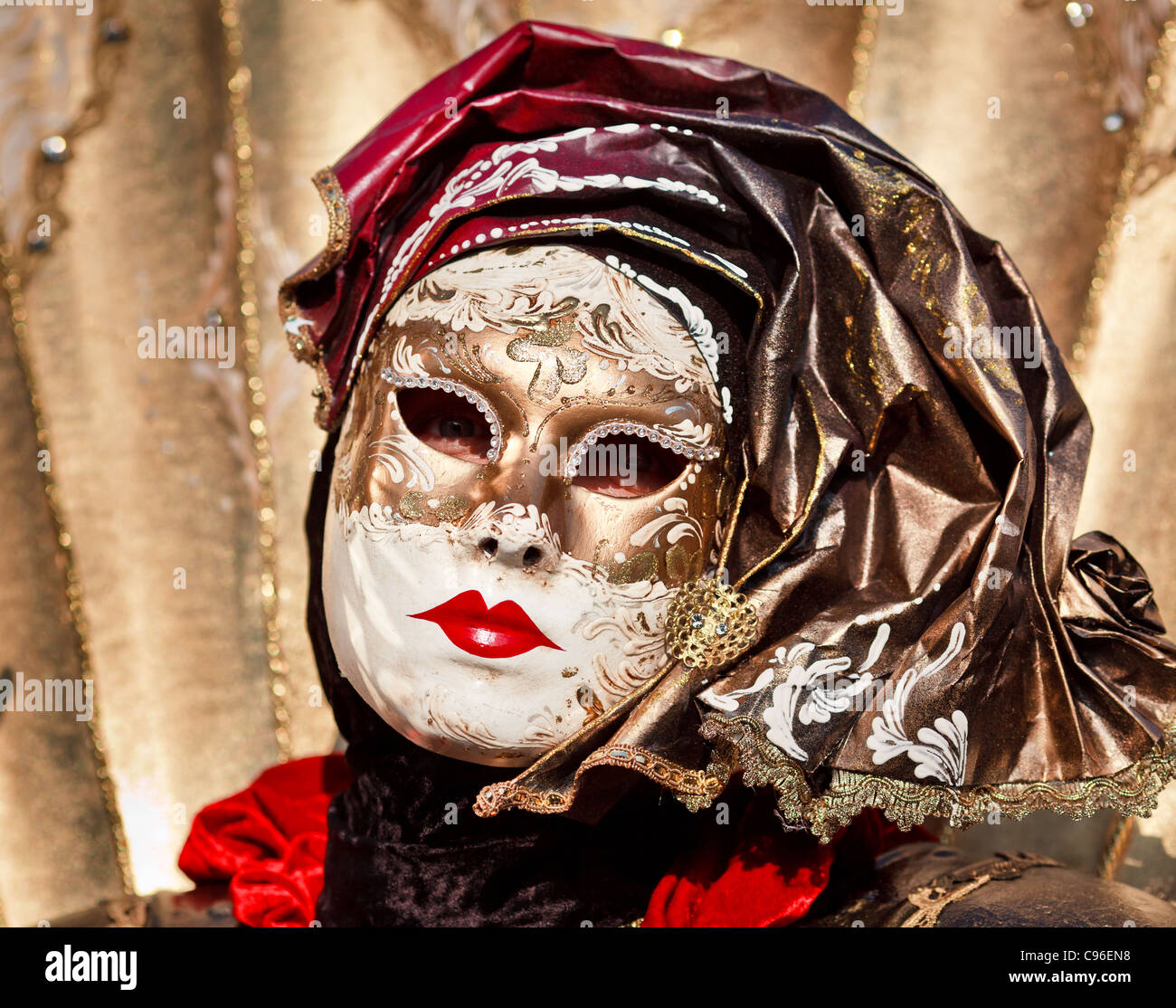 Venice carnival costume hi-res stock photography and images - Alamy