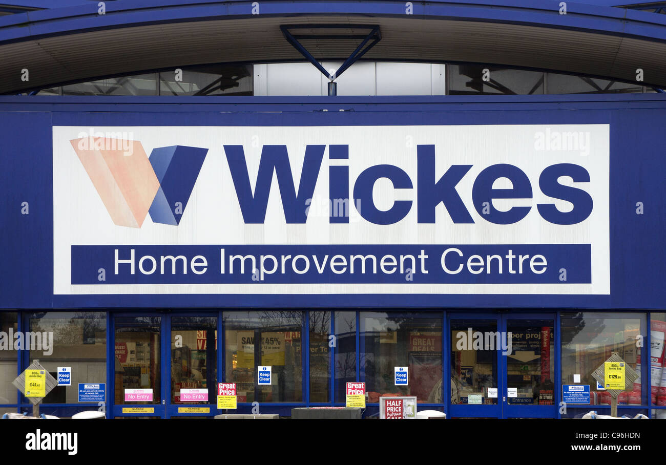 Wickes store hi res stock photography and images Alamy