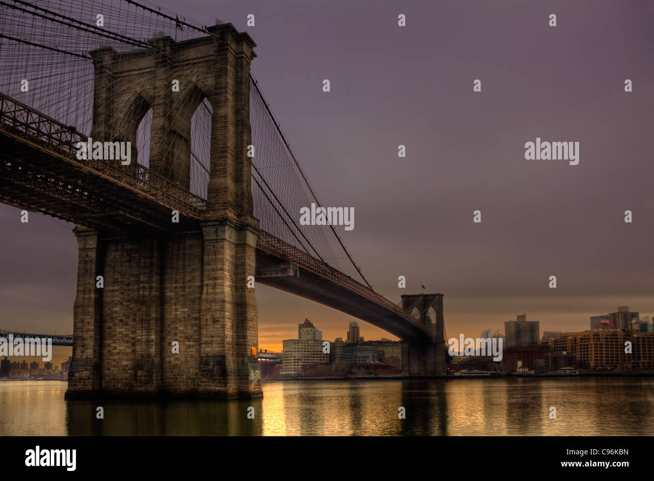 Brooklyn Bridge at Sunrise Stock Photo - Alamy