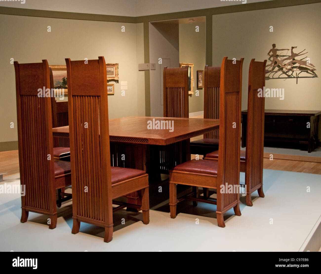 Frank Lloyd Wright Dinning Room Table1899 for Joseph W Husser House Chicago Stock Photo