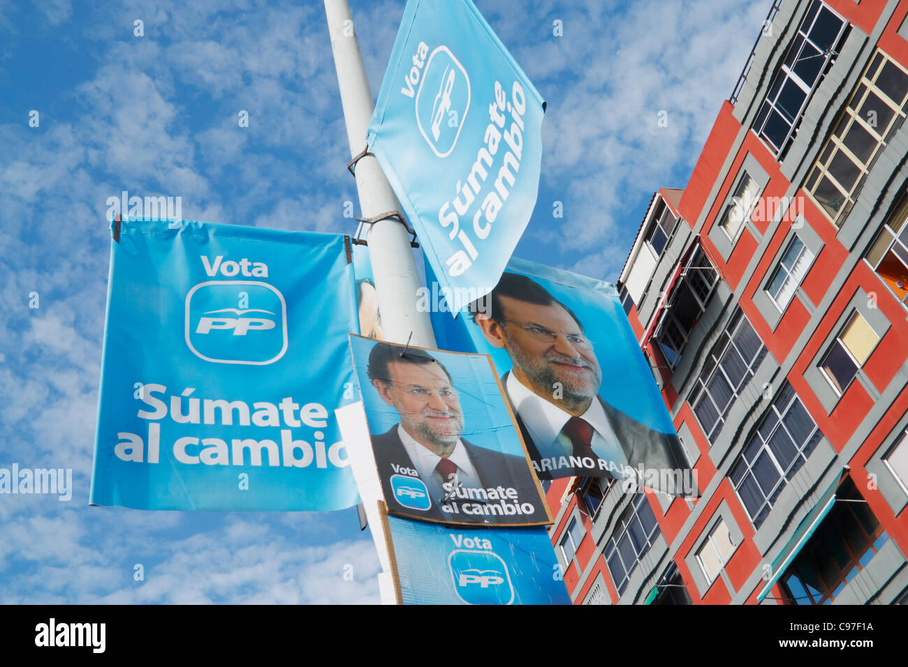 Las Palmas, Gran Canaria, Canary Islands, Spain, 16tth November 2011. Campaign posters for Mariono Rajoy, candidate for the Partido Popular (PP), Spanish general election is on 20th November 2011 Stock Photo