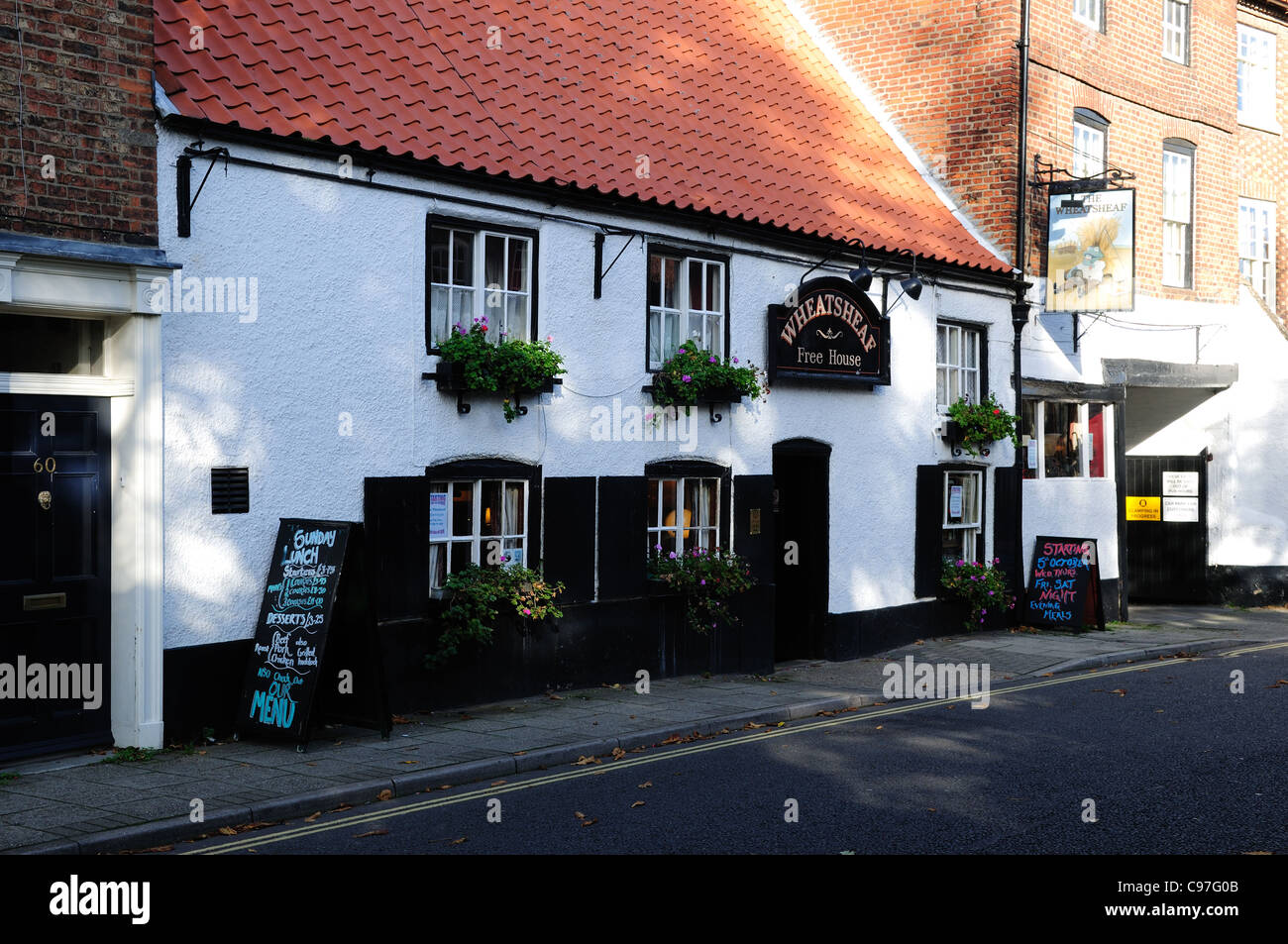 The Wheatsheaf Public House Westgate Louth Lincolnshire England Stock
