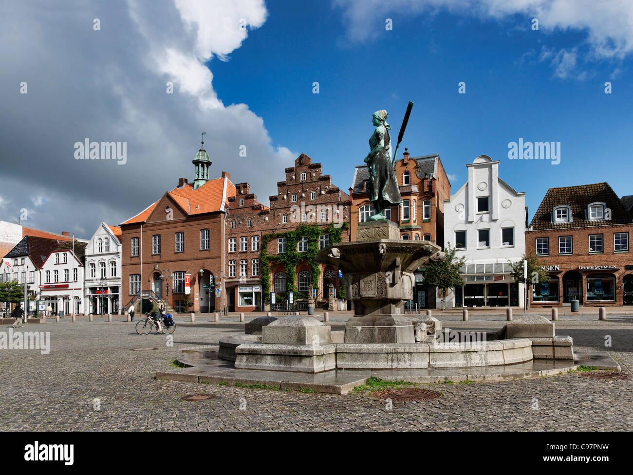 Market square with Rasmussen Woldsen Fountain, Husum, Schleswig-Holstein, Germany Stock Photo