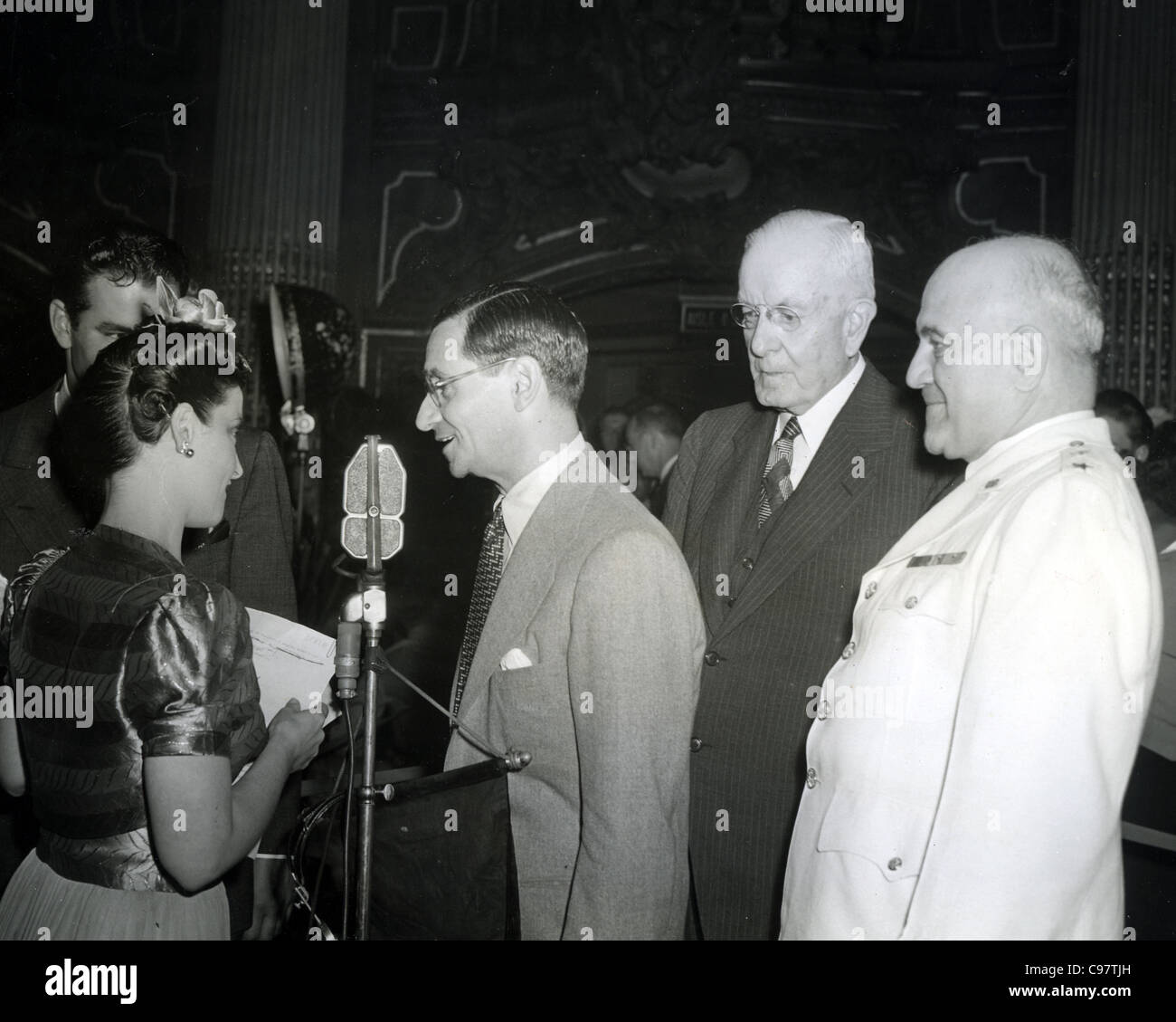 IRVING BERLIN at premiere of Warner Bros film This Is The Army on 28 July 1943 with Maj General Phillipson at right Stock Photo