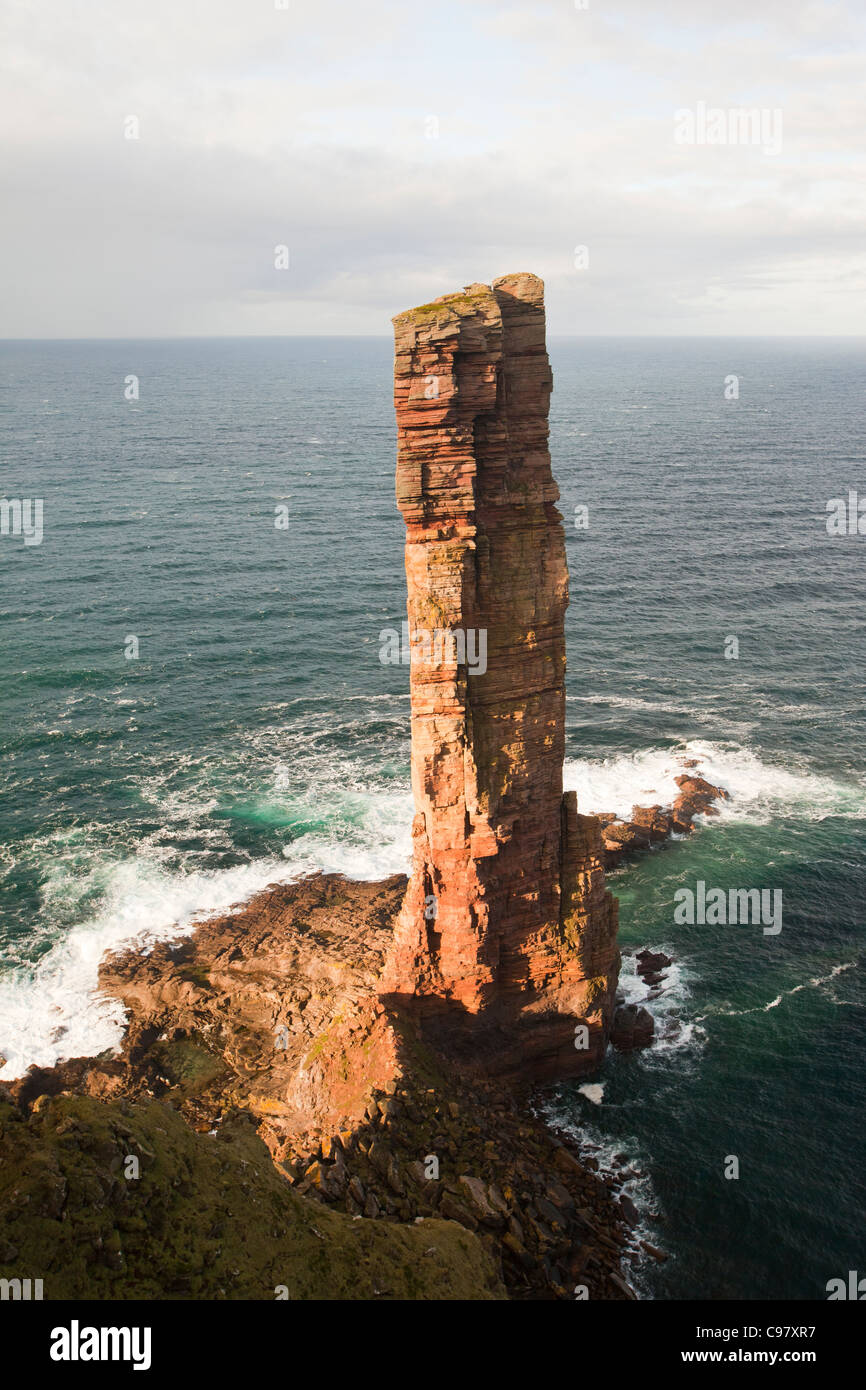 The Old Man of Hoy on Hoy's west coast is the tallest sea stack in Britian, at around 450 feet tall, Orkney, Scotland, UK. Stock Photo