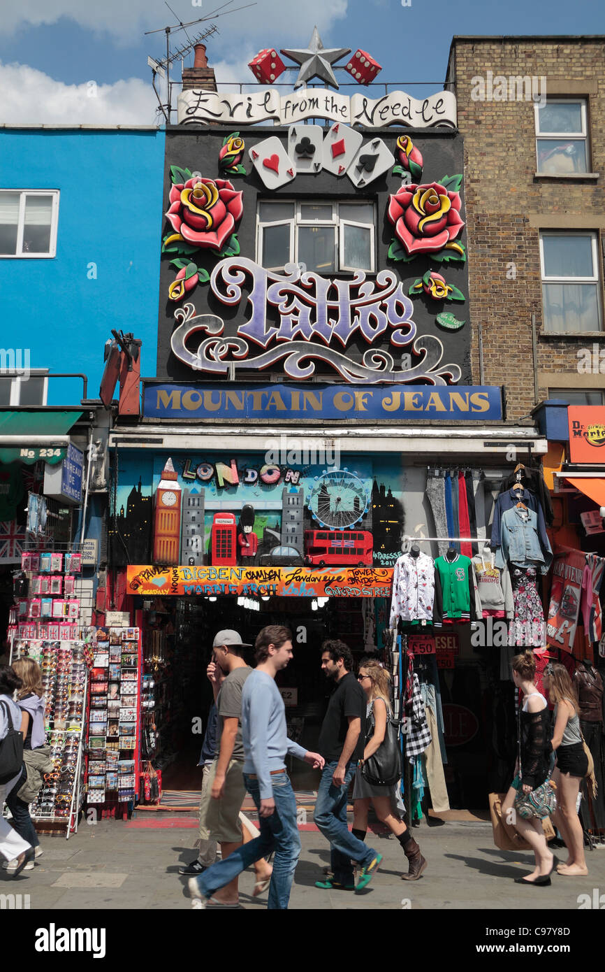 Camden town and shop hi-res stock photography and images - Alamy
