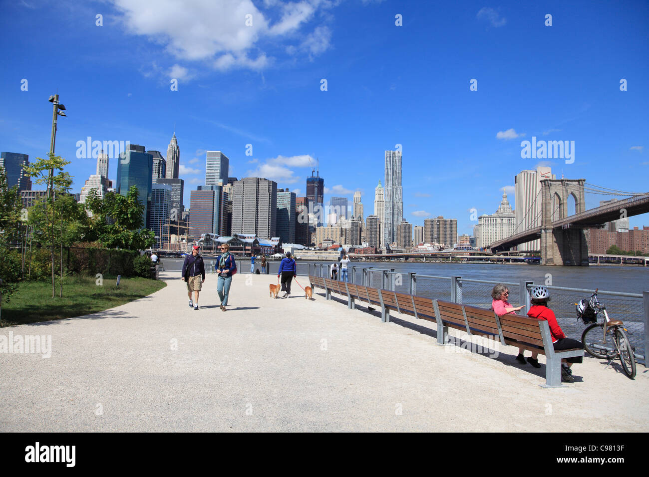 Pier 1 brooklyn hi-res stock photography and images - Alamy