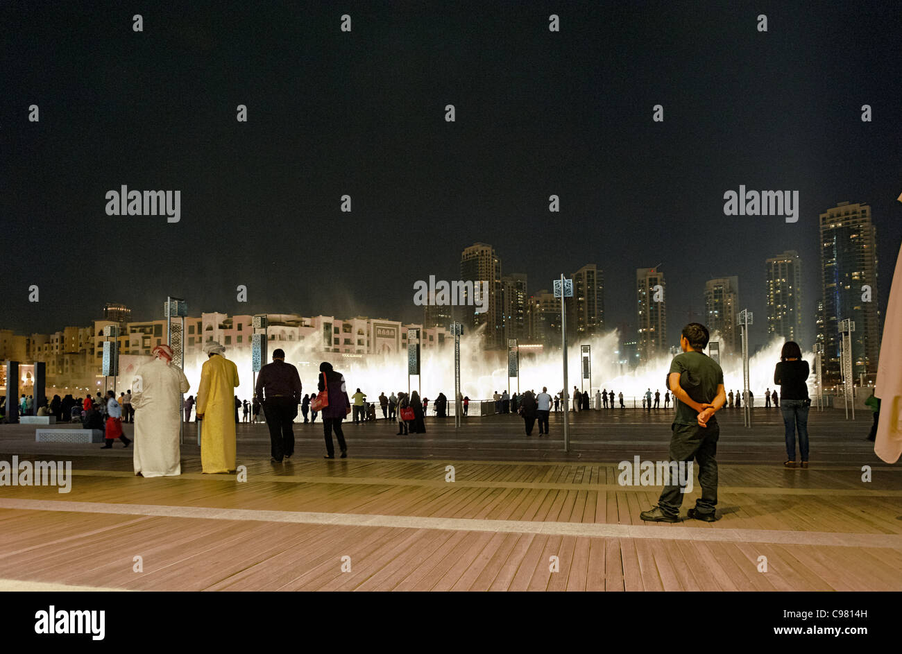 Dubai Fountains, the world's biggest light and water show, Business Bay