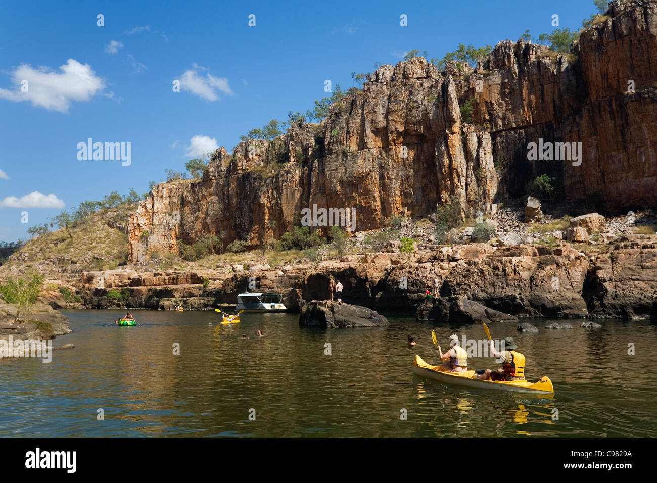 Canoeing in Nitmiluk (Katherine Gorge) National Park.  Katherine River, Northern Territory, Australia Stock Photo