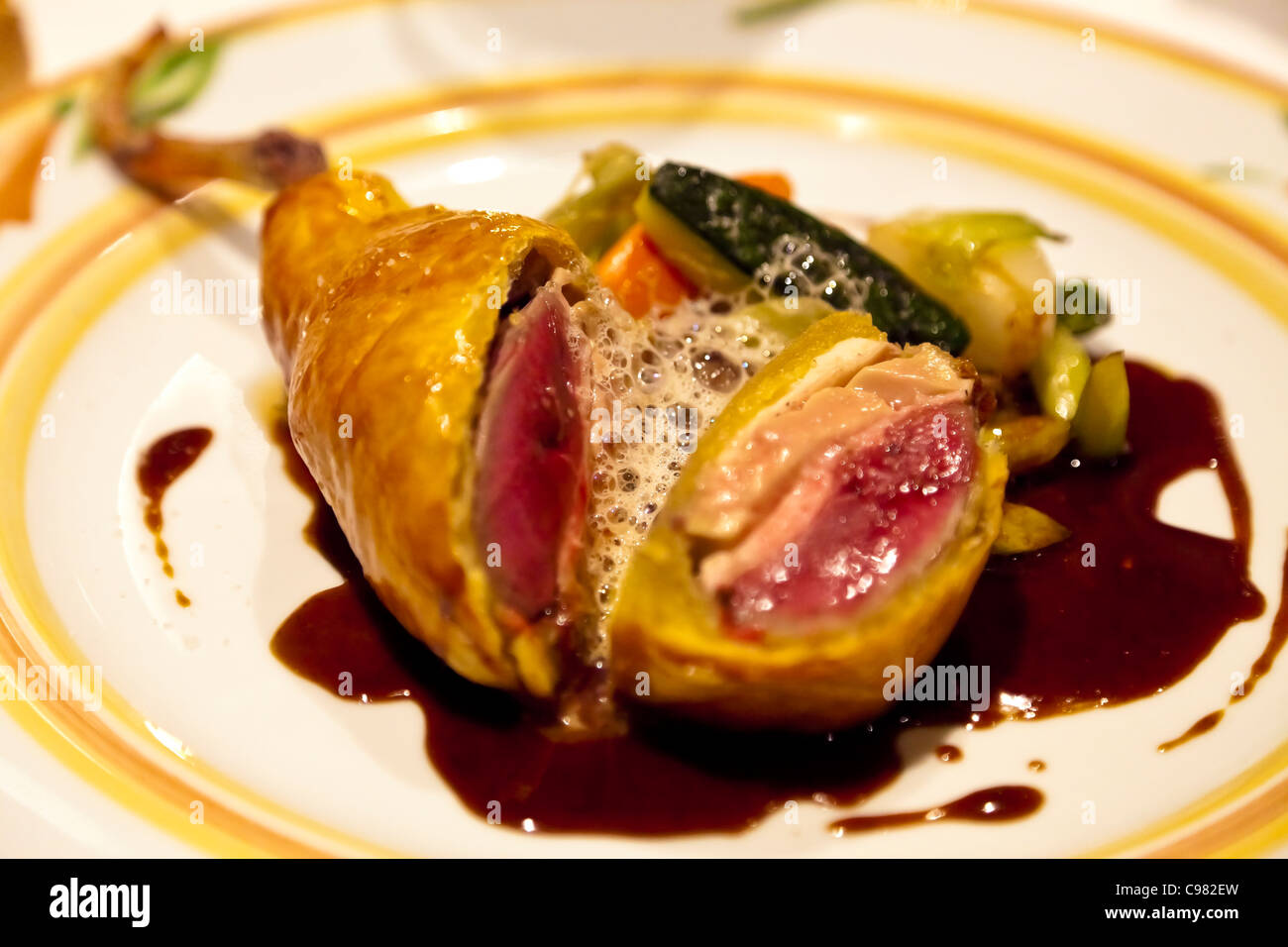 Meat and vegetables., Restaurant Valet de Coeur Hôtel La Pépinière 40 Route de SainteMarie