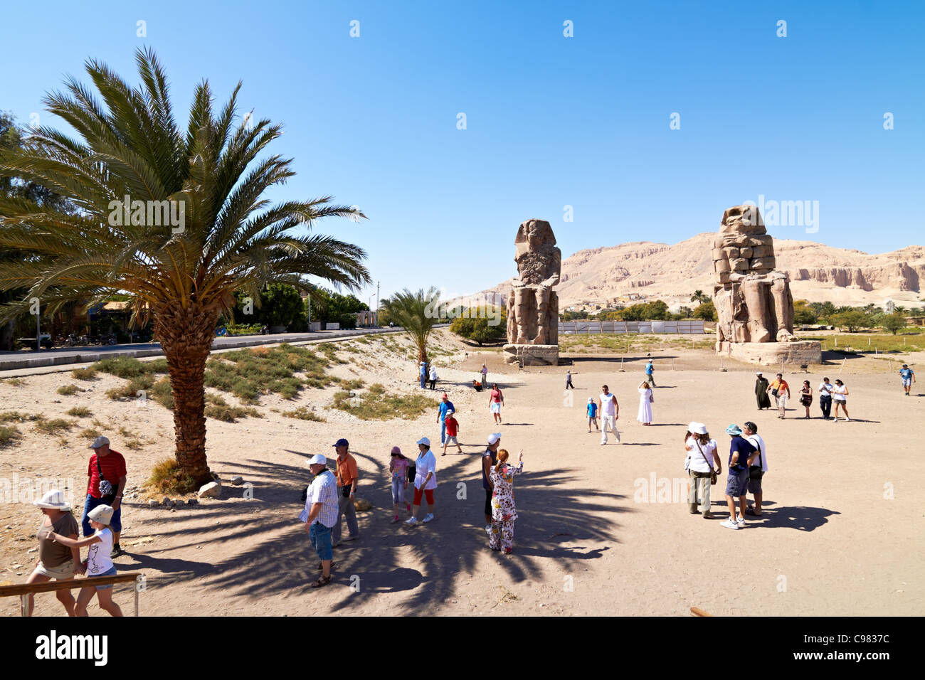 Giant statues near the Kings Valley, Luxor, Egypt Stock Photo