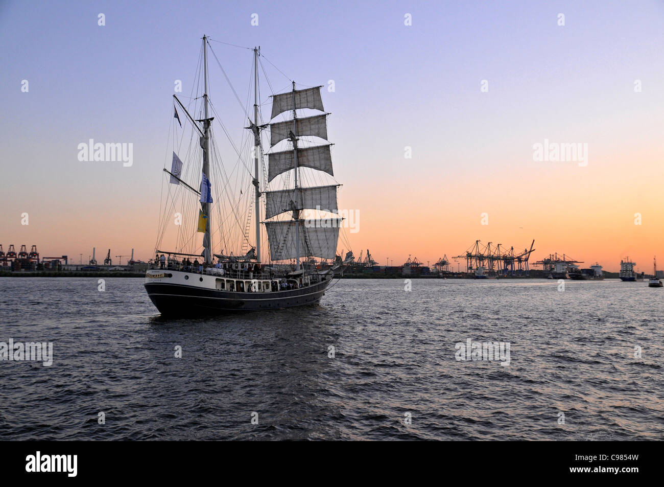 Three-masted ARTEMIS sailing in the evening, maritime flair, Port Birthday Celebrations, Port, Hamburg, Germany, Europe Stock Photo