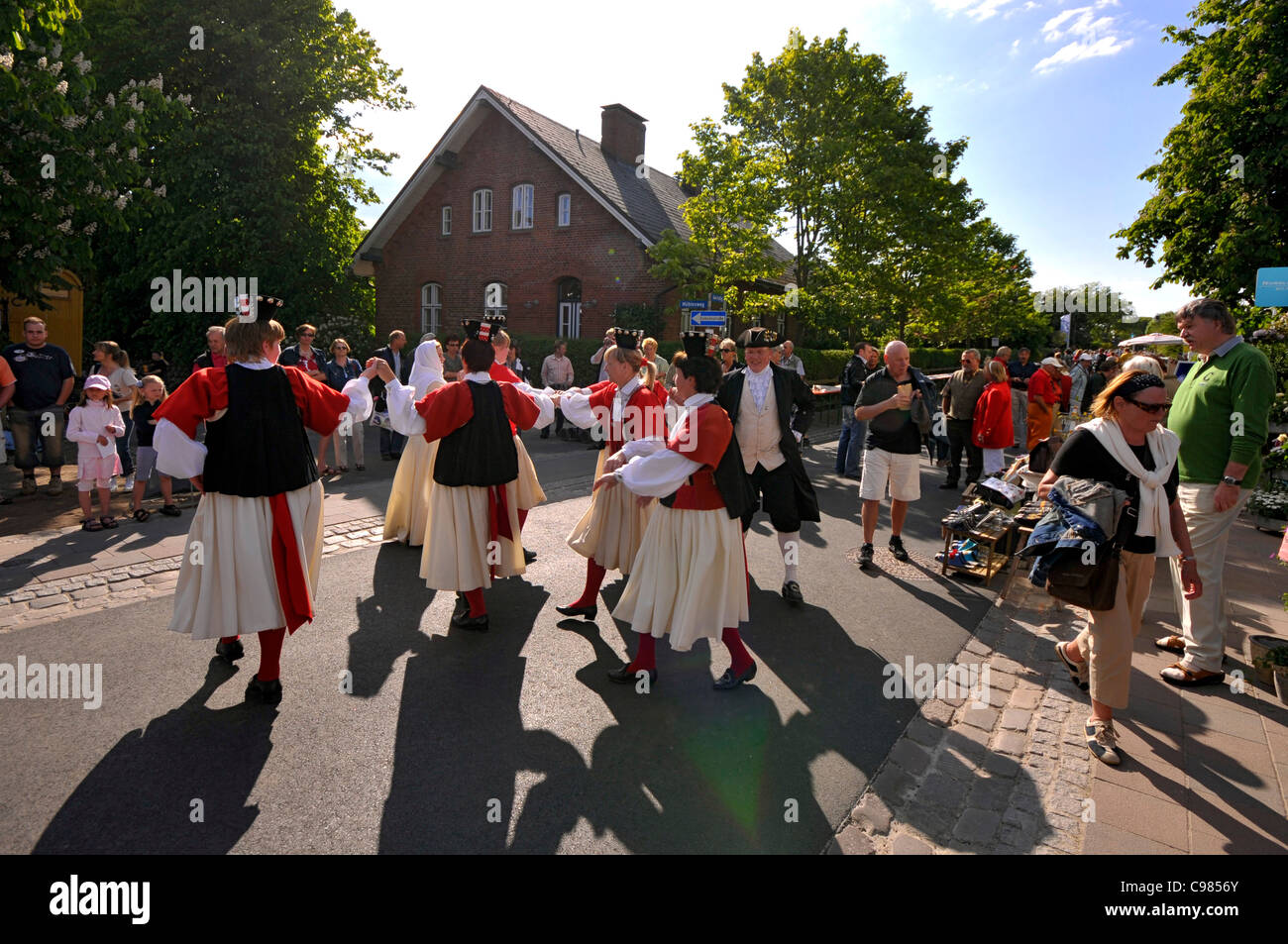 Dancers in traditional costumes, Gurttig Festival, Keitum, Sylt, Schleswig-Holstein, Germany Stock Photo