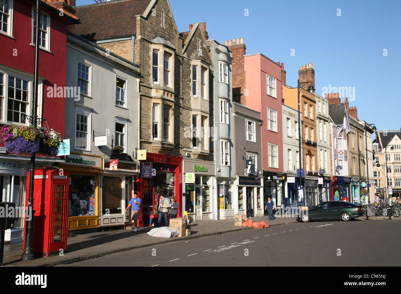 Oxford, Broad Street Shops Stock Photo Alamy