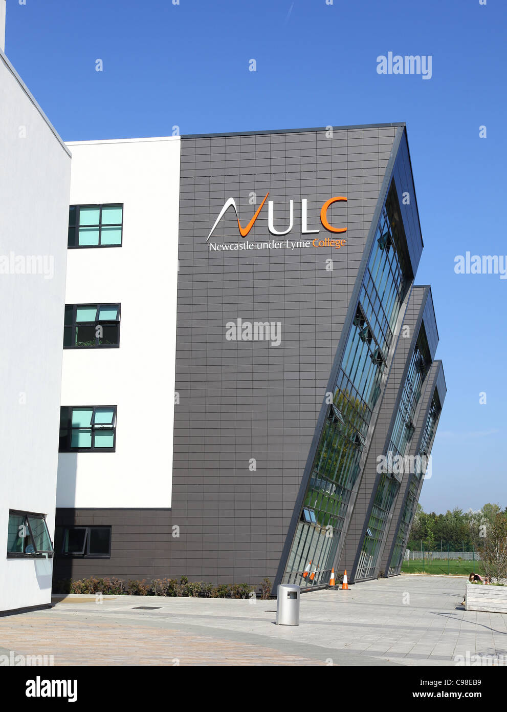 Newcastle under lyme college hires stock photography and images Alamy