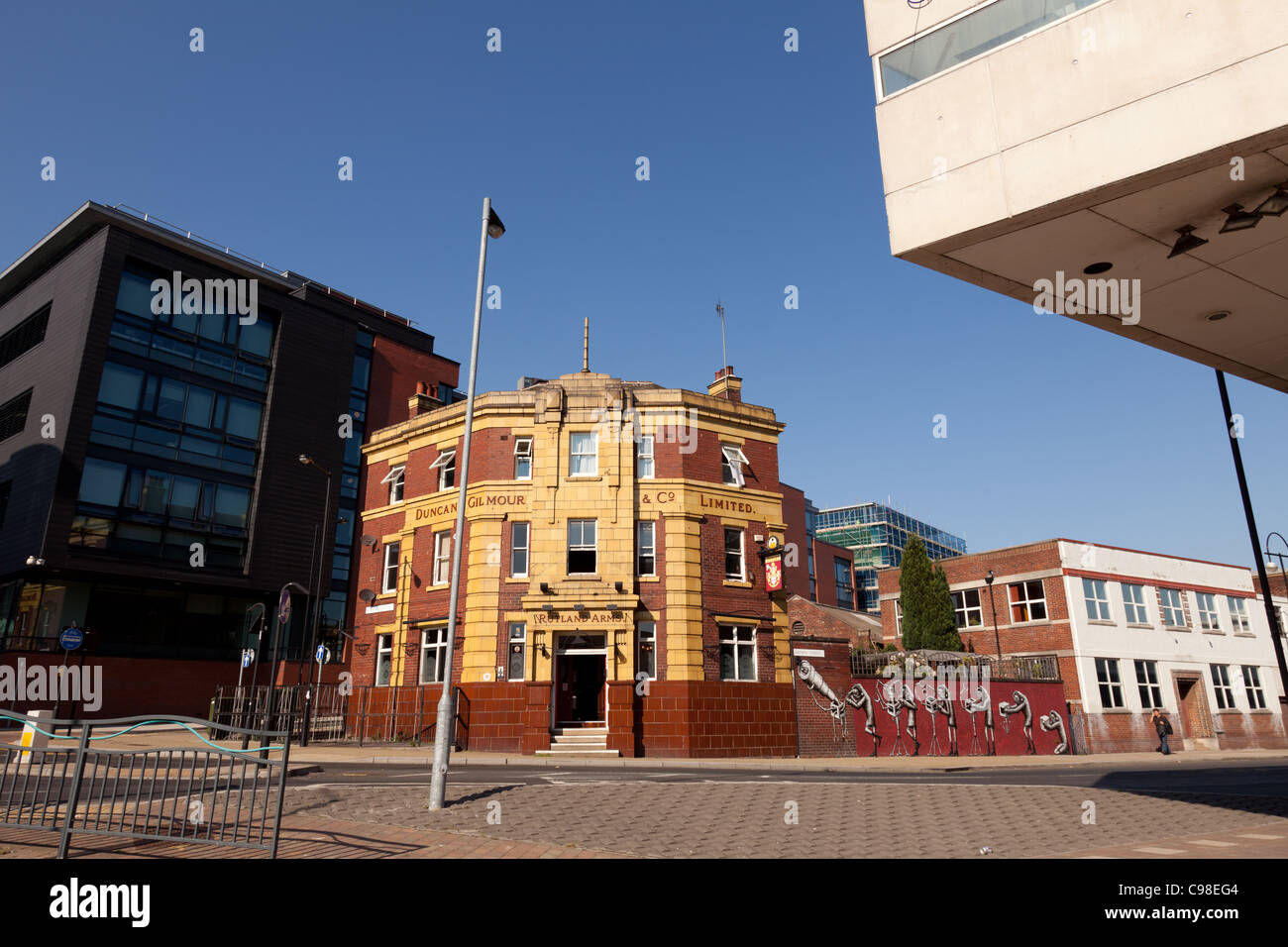 Rutland Arms pub by the Persistence Works Studios in Sheffield Stock Photo