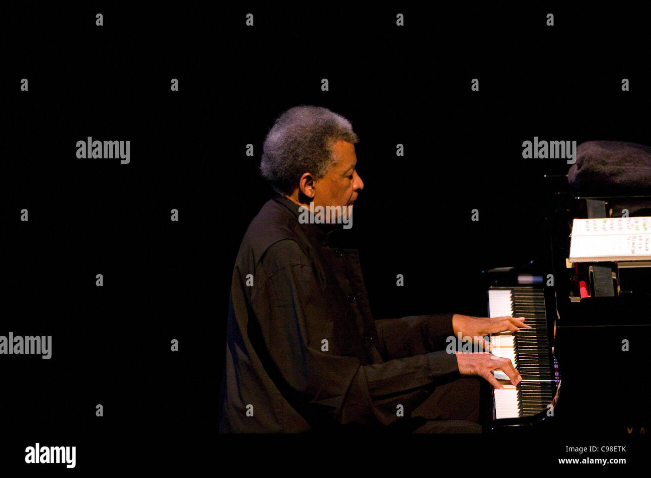 Abdullah Ibrahim Playing Piano Hi Res Stock Photography And Images Alamy Abdullah Ibrahim Playing Piano Hi Res Stock Photography And Images Alamy