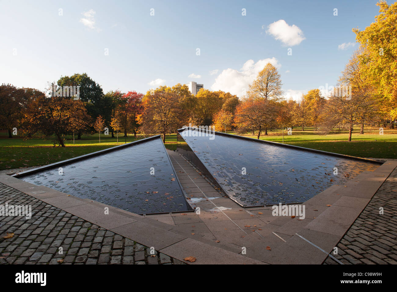 Canadian Armed Services War memorial in autumn Green Park London UK Stock Photo