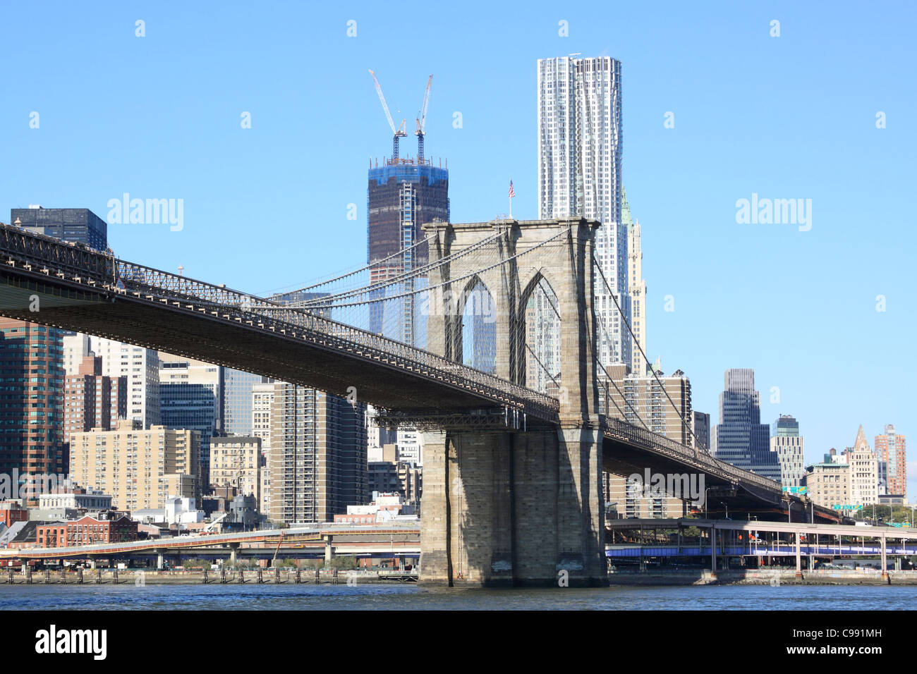 Brooklyn Bridge and New York City Skyline Stock Photo - Alamy