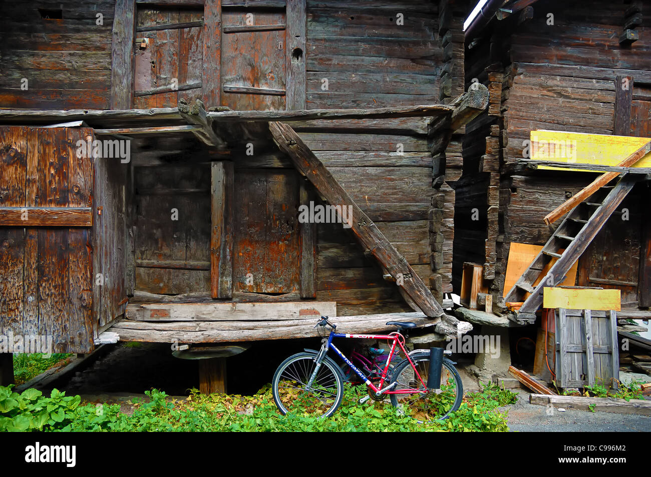 Typical House Switzerland High Resolution Stock Photography and Images -  Alamy
