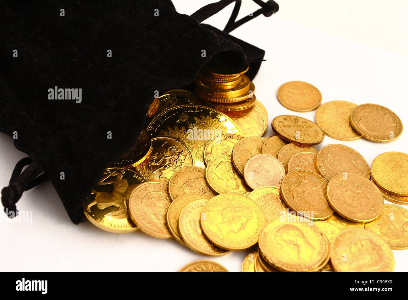 Gold investment coins hi-res stock photography and images - Alamy