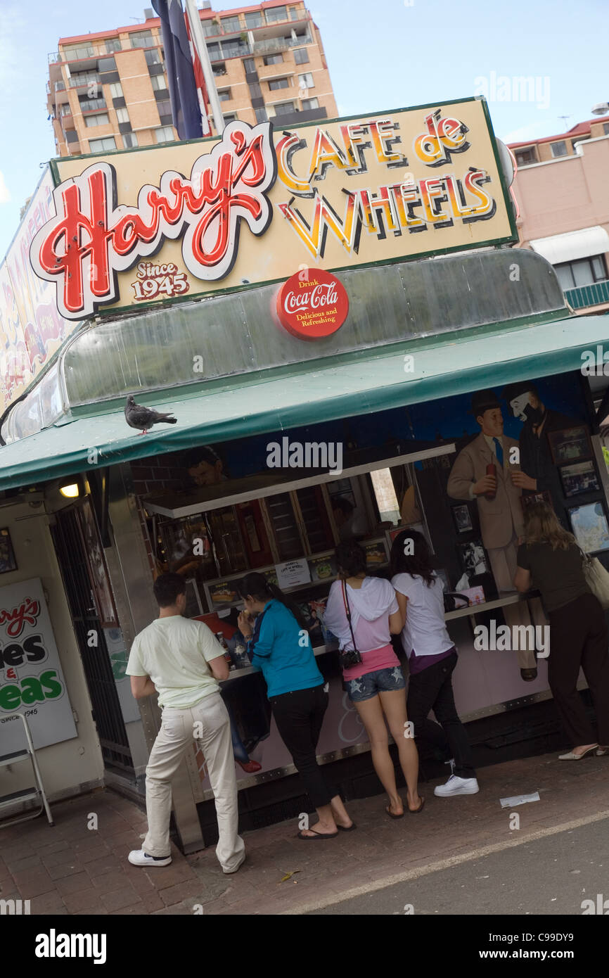 Harry's Cafe de Wheels at Woolloomooloo - Sydney's most famous pie shop ...
