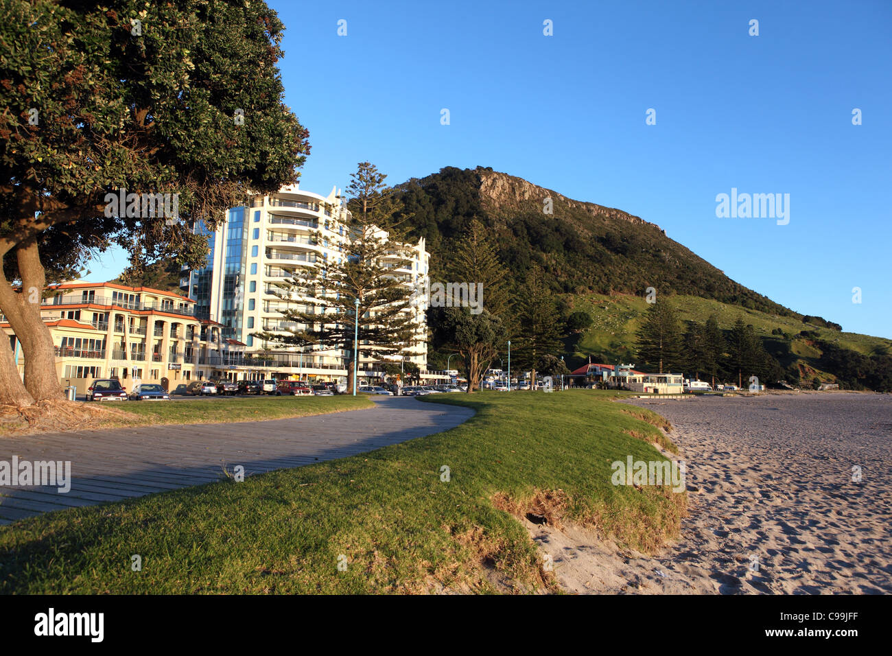 Walkway along Ocean Beach in Mount Maunganui, New Zealand Stock Photo