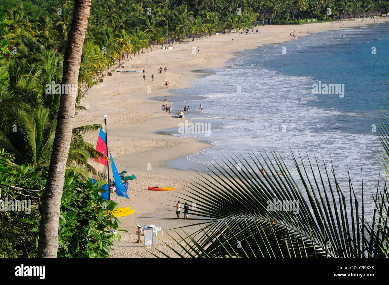 Mexico, Guerrero, Zihuatanejo, view onto Playa la Ropa beach with ...