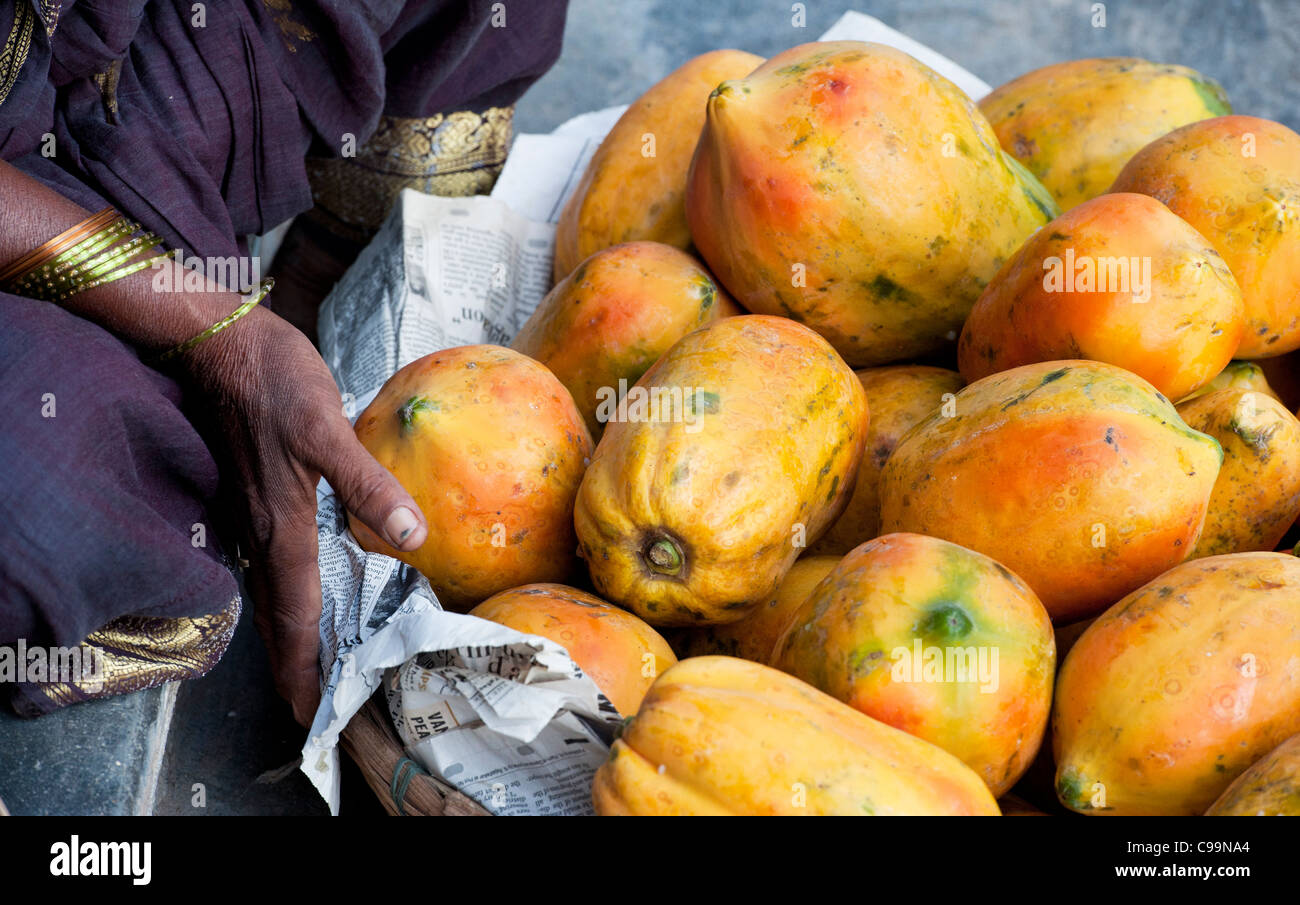 Papaya for sale hires stock photography and images Alamy