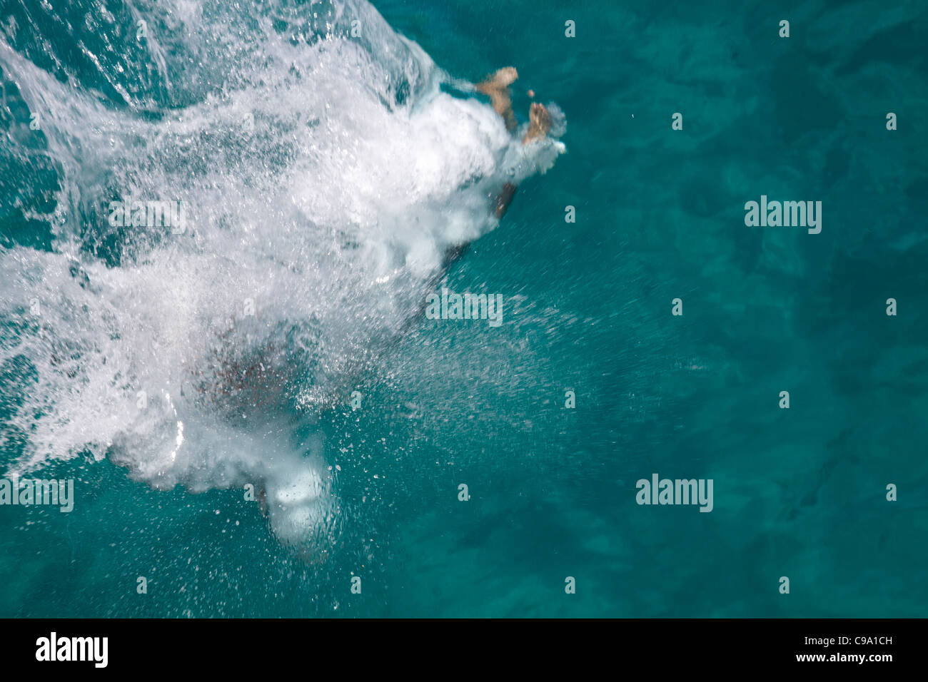 Water sea splash hi-res stock photography and images - Alamy