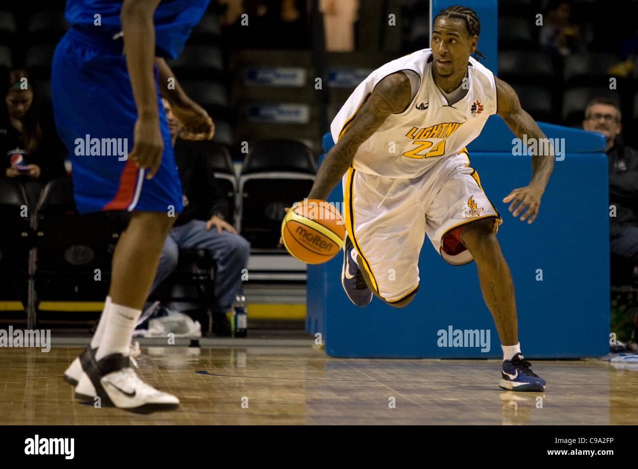 Canadian basketball players hi-res stock photography and images - Alamy