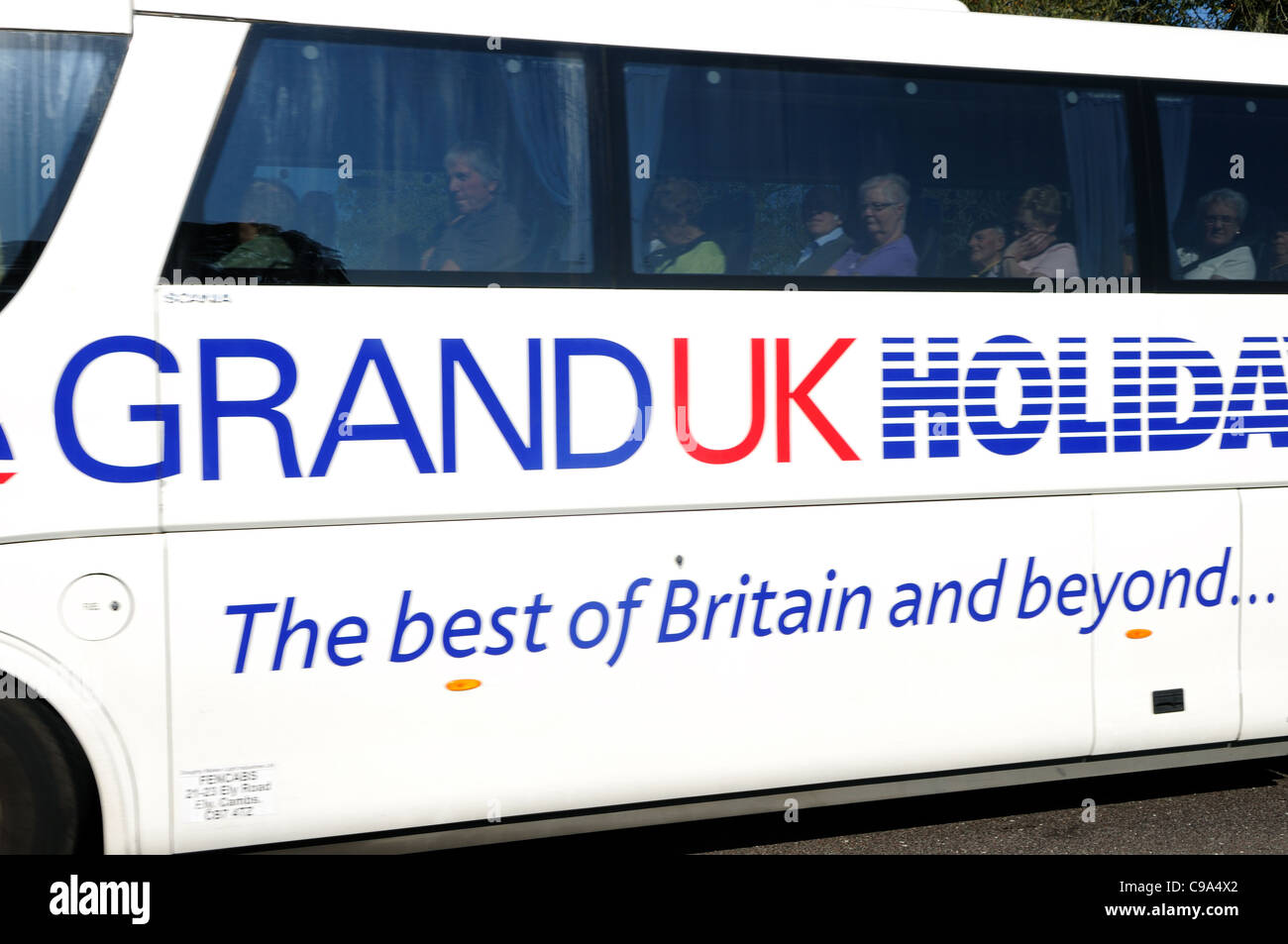 coach trips wiltshire