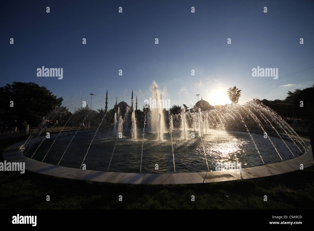 BACKLIT FOUNTAIN & BLUE MOSQUE SULTAN AHMET CAMII SULTANAHMET ISTANBUL ...