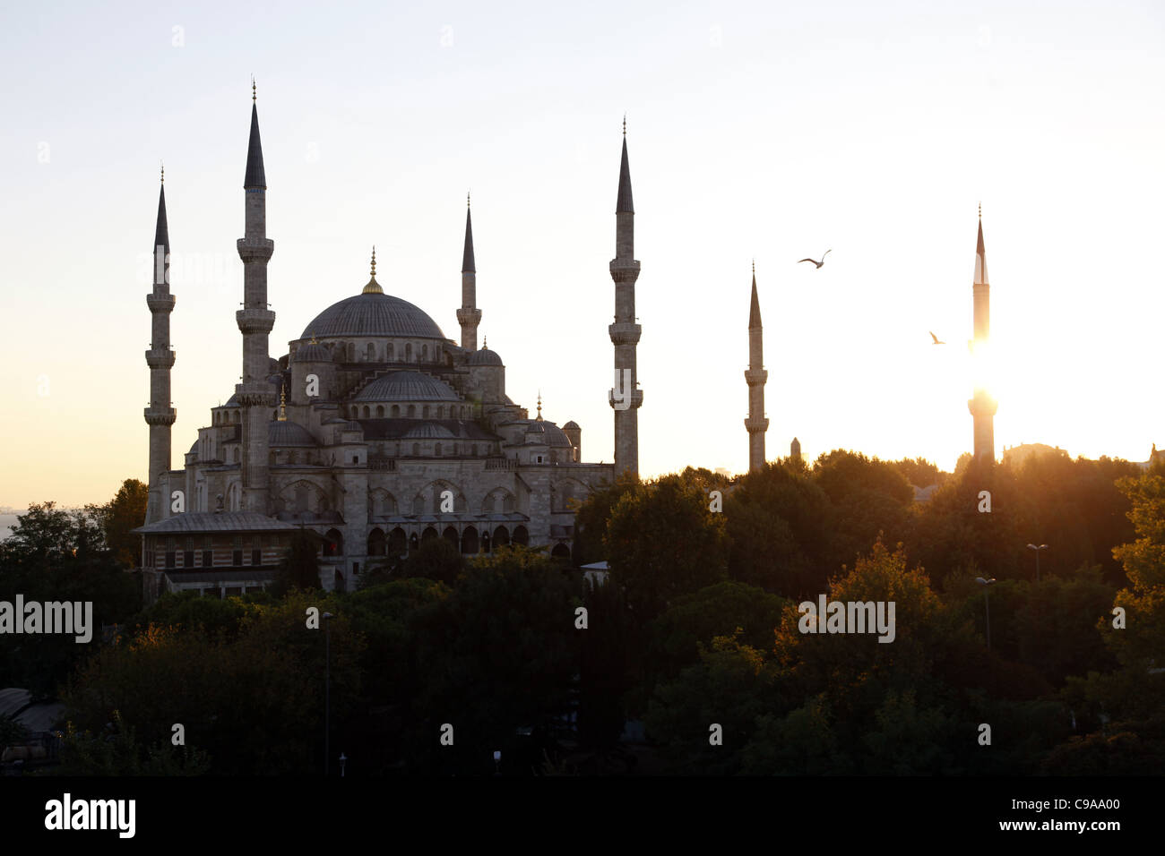 SUNSET BEHIND BLUE MOSQUE SULTAN AHMET CAMII SULTANAHMET ISTANBUL ...