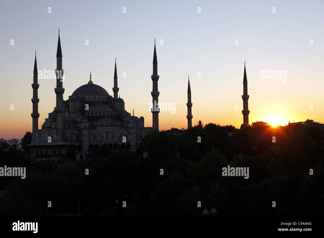 SUNSET BEHIND BLUE MOSQUE SULTAN AHMET CAMII SULTANAHMET ISTANBUL ...