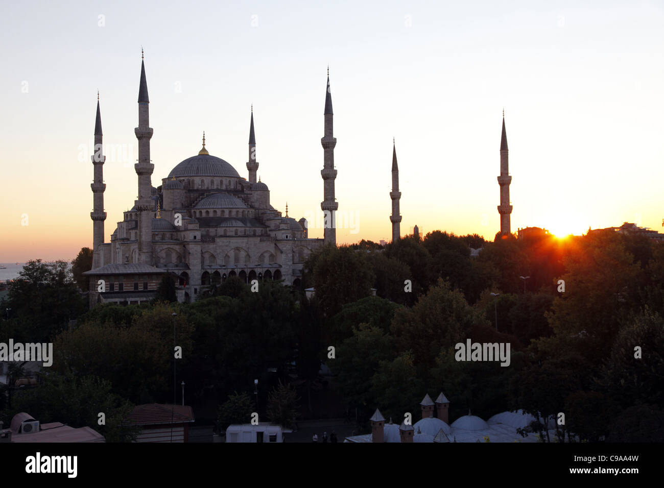 SUNSET BEHIND BLUE MOSQUE SULTAN AHMET CAMII SULTANAHMET ISTANBUL ...
