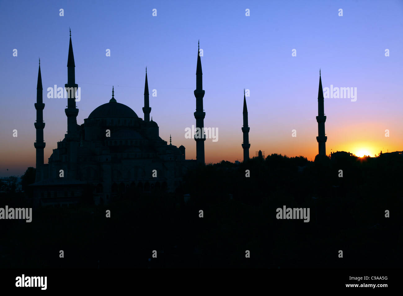 SUNSET BEHIND BLUE MOSQUE SULTAN AHMET CAMII SULTANAHMET ISTANBUL ...