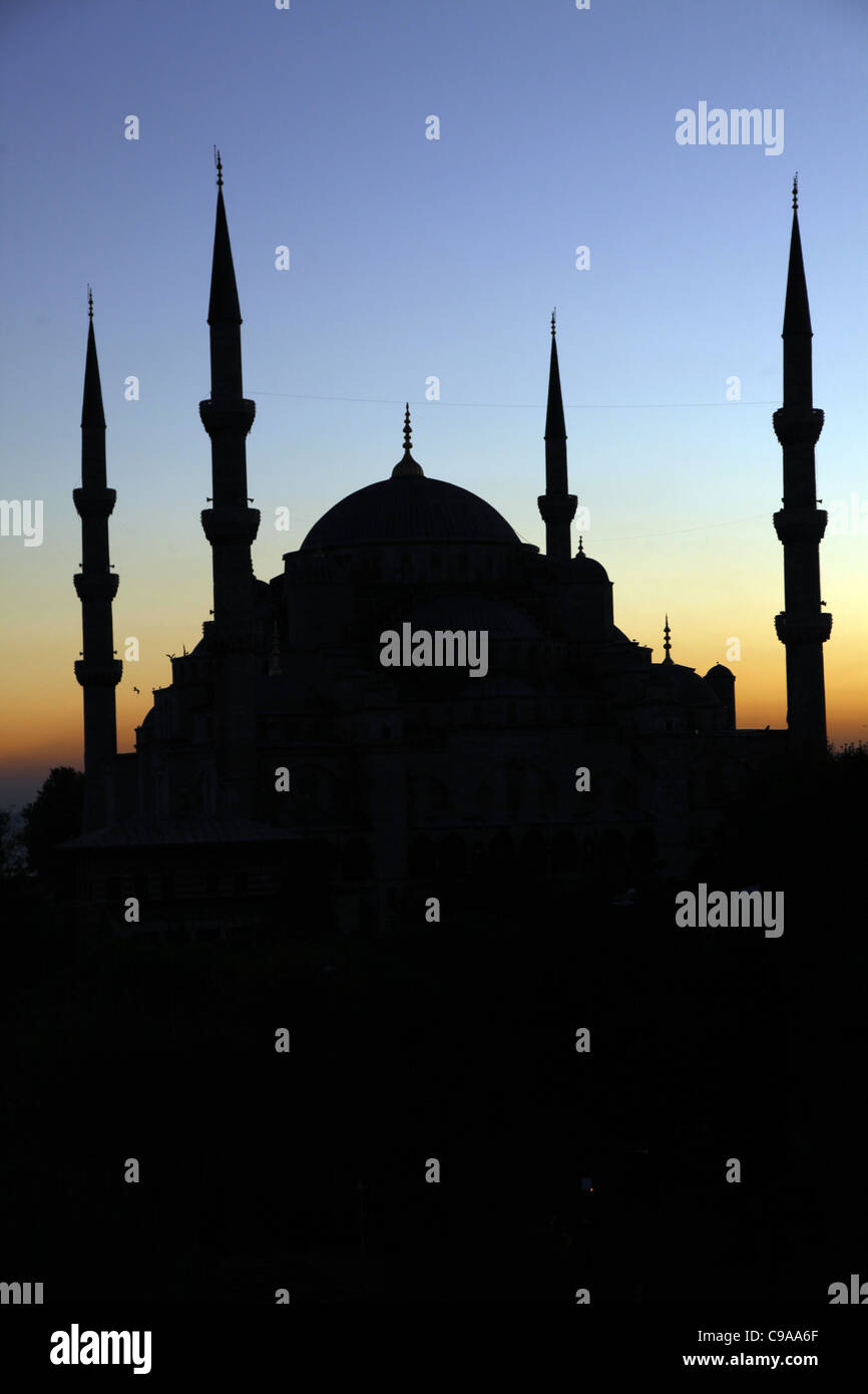 SUNSET BEHIND BLUE MOSQUE SULTAN AHMET CAMII SULTANAHMET ISTANBUL ...