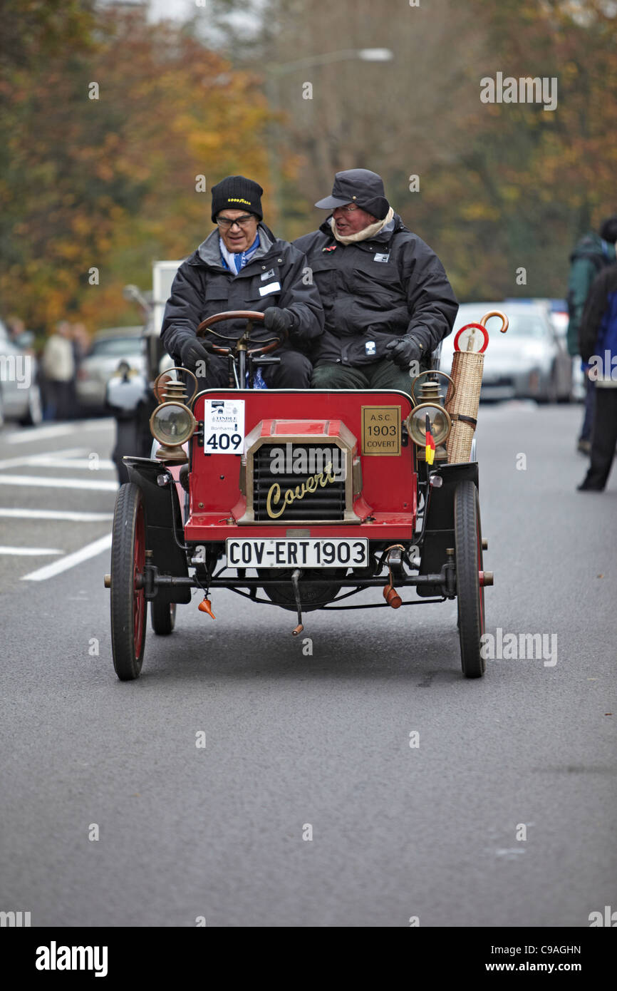 1903 Covert in the 2011 London Brighton Veteran car run Stock Photo